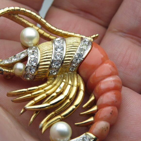 18k Vintage coral Brooch Pin - Picture 5 of 5